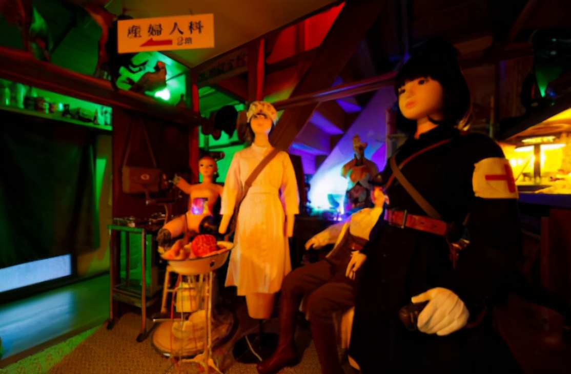 1624000286543602.jpg Japanese photographer transforms a house into a private physical doll museum-02